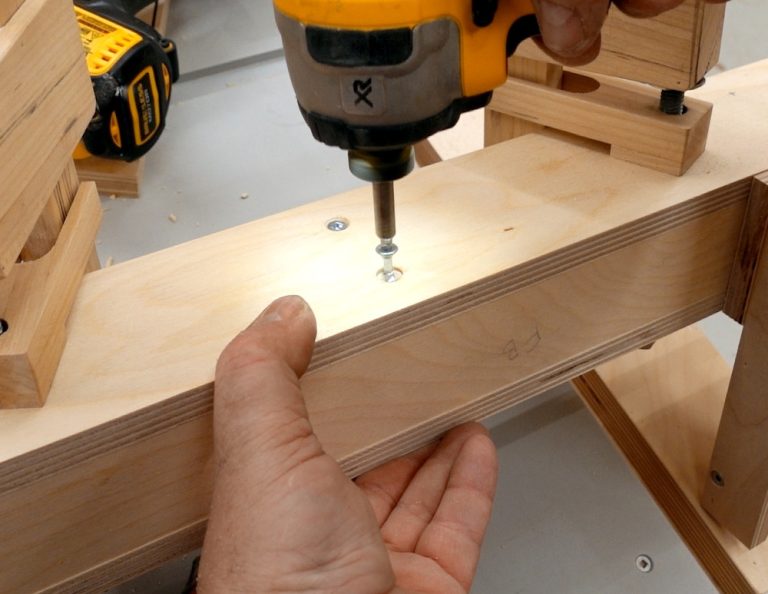 Locking Table Saw Fence IBUILDIT.CA