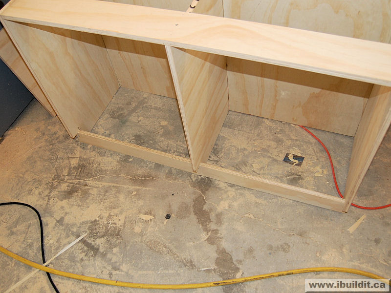 workbench chest of drawers assembly