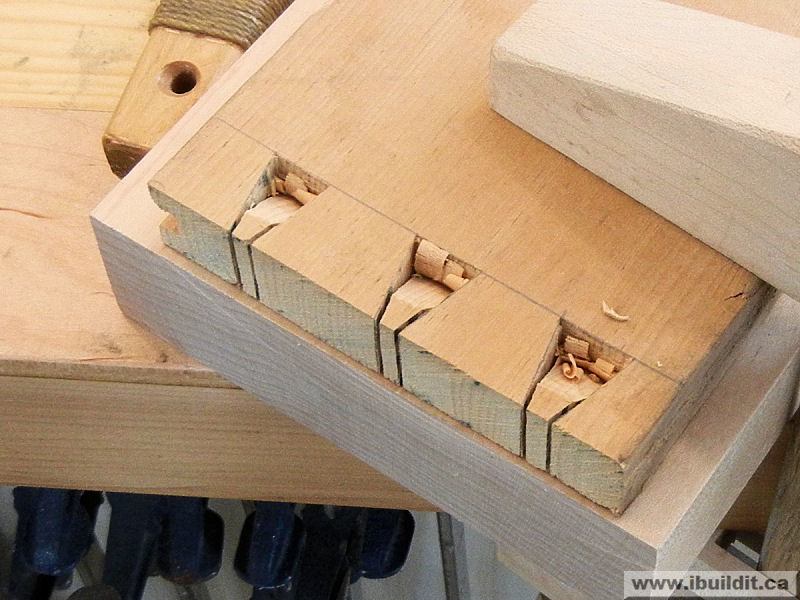 How To Make Hand-Cut Dovetails - IBUILDIT.CA