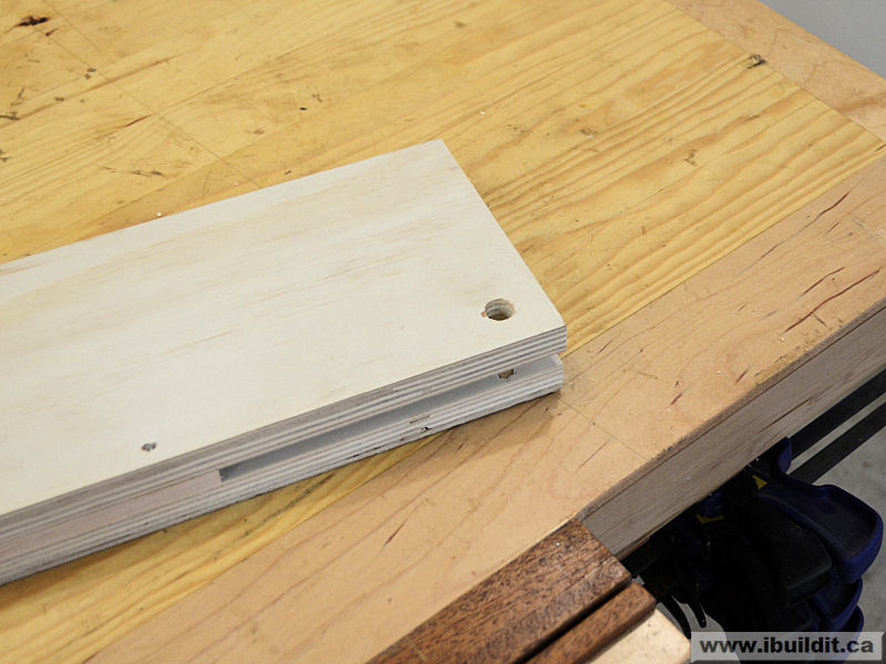 how to make a handsaw vise