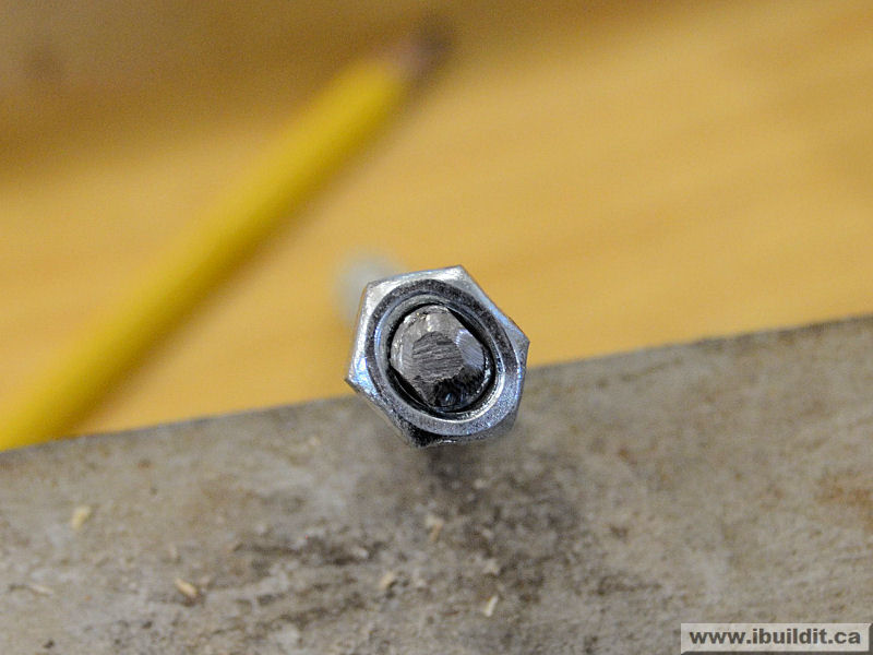 How to get a nut to lock on a threaded rod