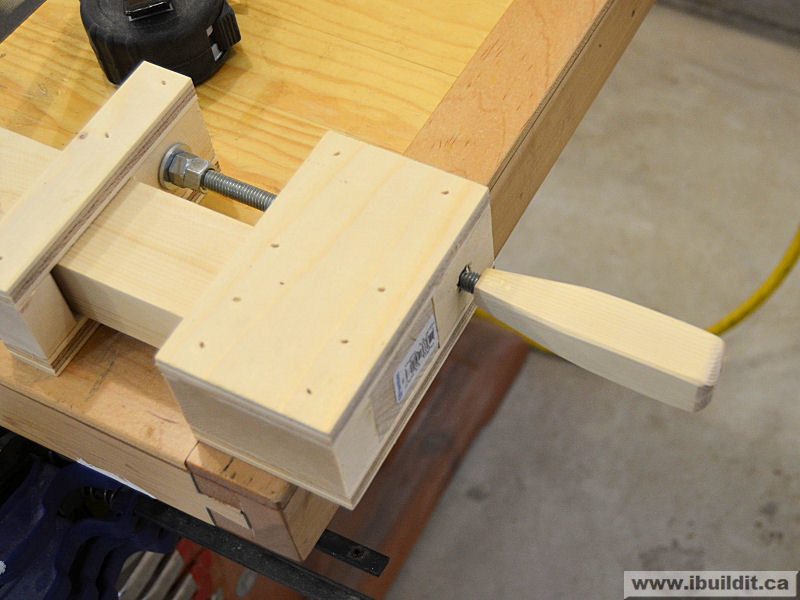 make a k-body clamp from wood free plan