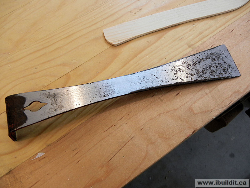 How to Make a Knife from a Prybar - IBUILDIT.CA