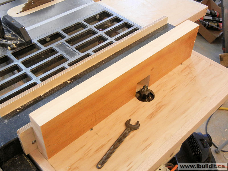 Install a Router Lift in a Table Saw Extension : 12 Steps (with Pictures) -  Instructables