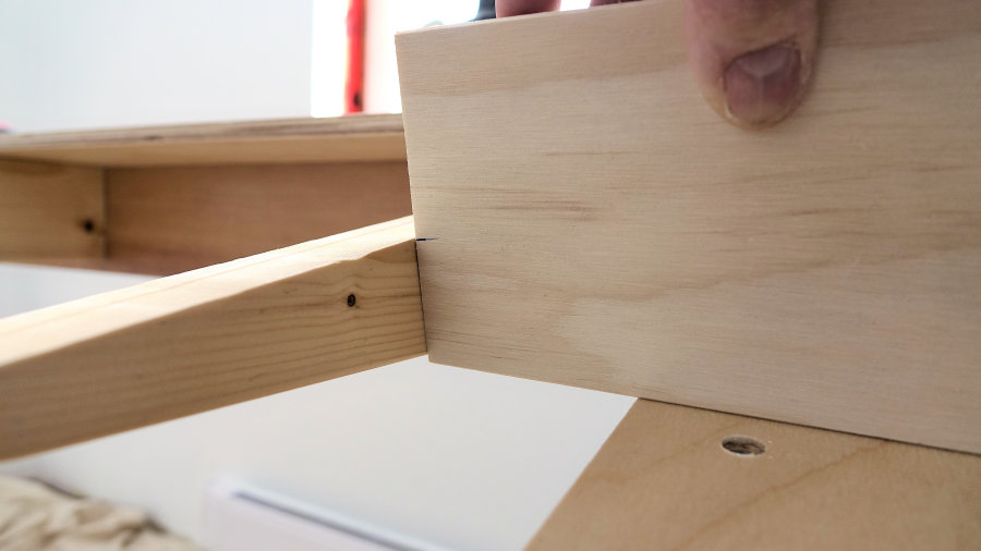 How To Make a Computer Desk - IBUILDIT.CA