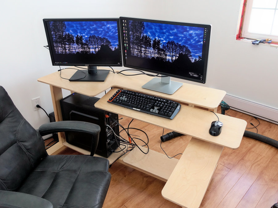How To Make a Computer Desk - IBUILDIT.CA