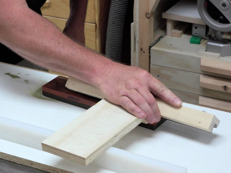 Sharpening Jig for Planer Knives - FineWoodworking