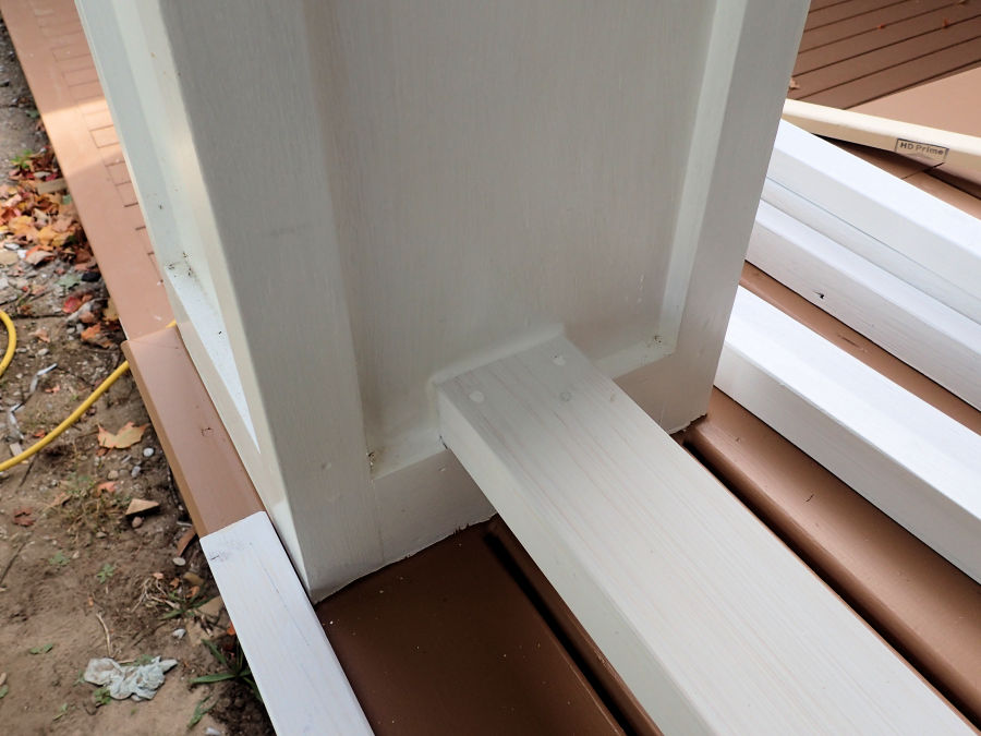 How To Make Porch Railings - IBUILDIT.CA