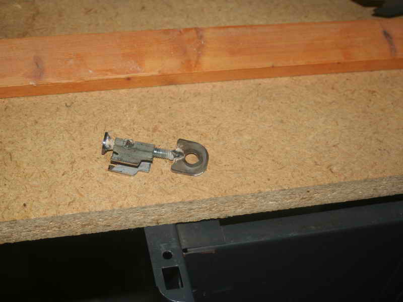 build a radial arm saw fence screw clamp