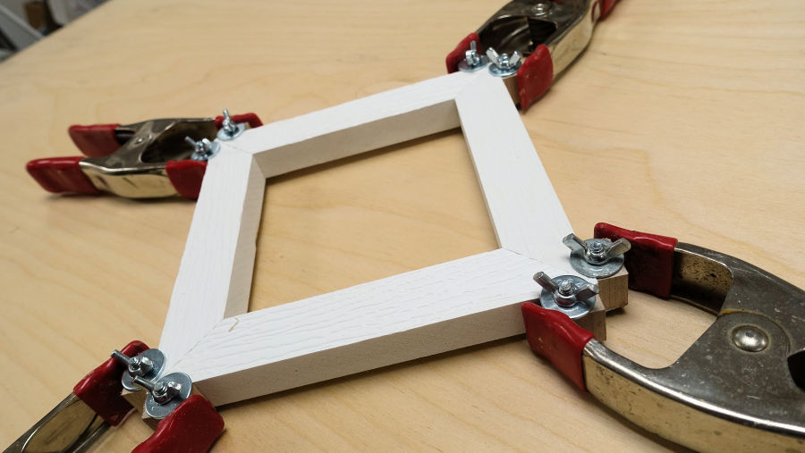 Easy Miter Clamping Dogs - IBUILDIT.CA
