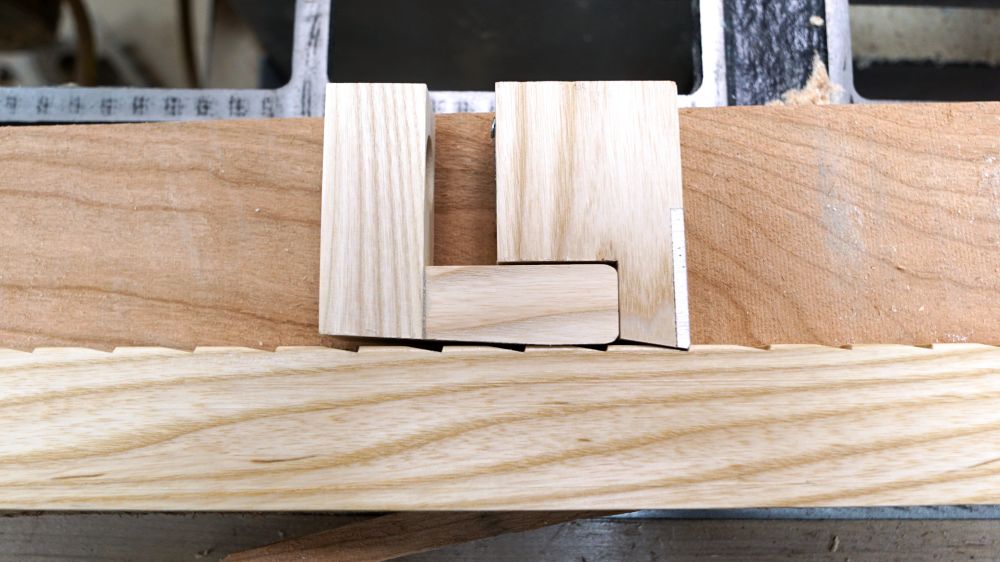 How To Make A Wooden Bar Clamp - IBUILDIT.CA