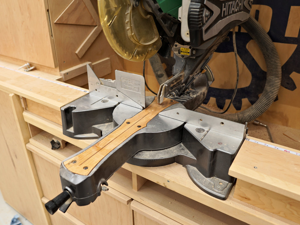 Making A Miter Saw Fence - IBUILDIT.CA