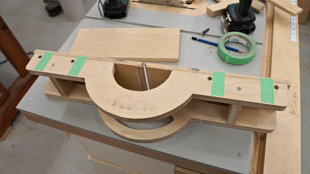 Making A Miter Saw Fence - IBUILDIT.CA