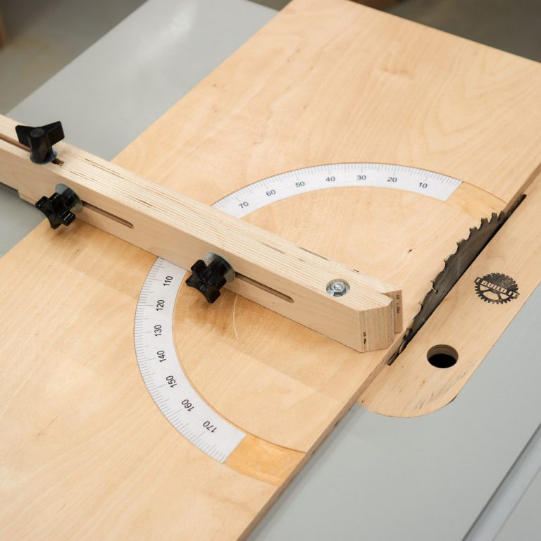 How To Make A Table Saw Miter Sled IBUILDIT.CA