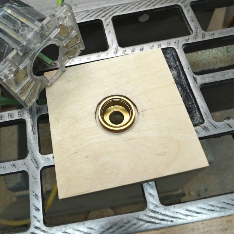 New Base For My Trim Router - IBUILDIT.CA